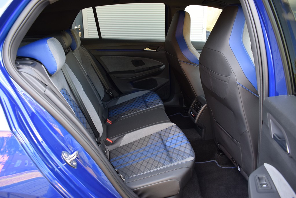 VW - Golf VIII R 4Mo/DSG *Matrix*RüKam*Keyless*ACC*_19