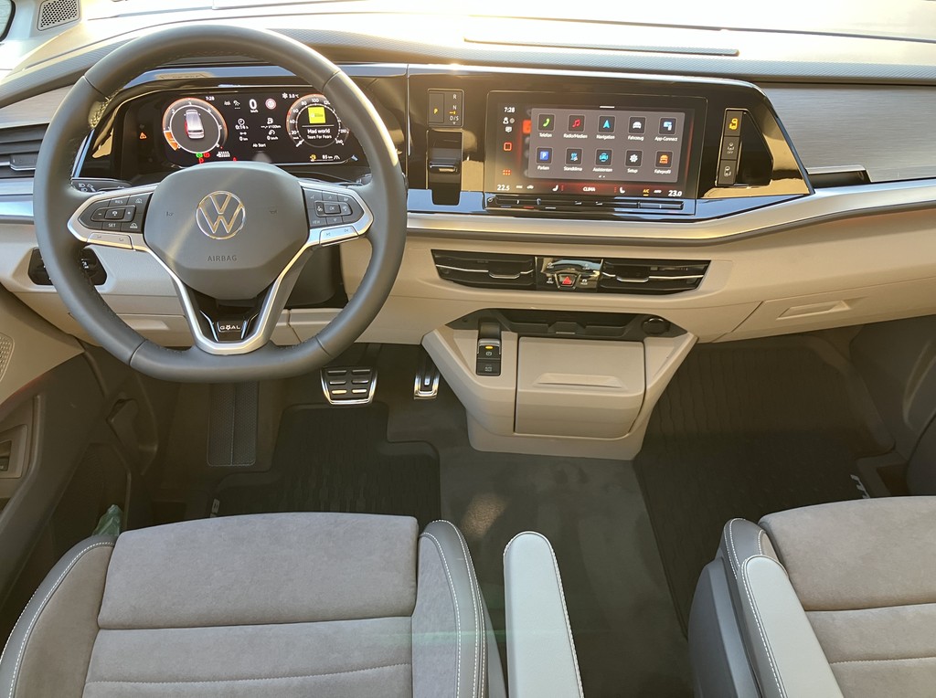 VW - T7 Multivan Goal 2.0 TDI DSG lang *StaHzg*HuD_12