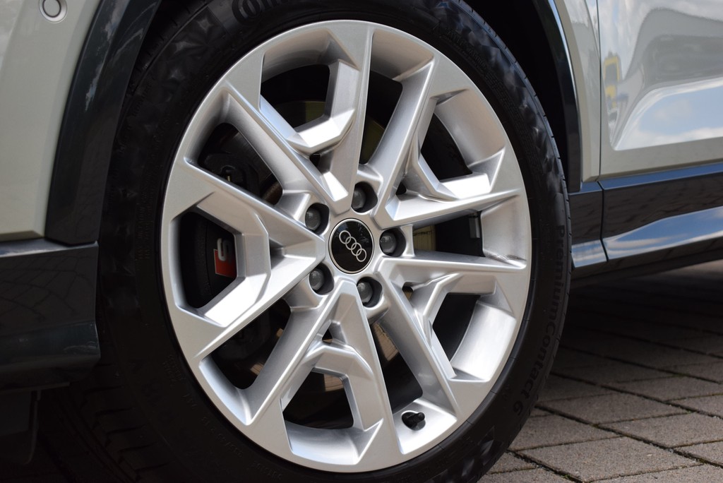 Audi - SQ2 2.0 TFSI qu/S-tr. *Matrix*AHK*Pano*RüKam*_16