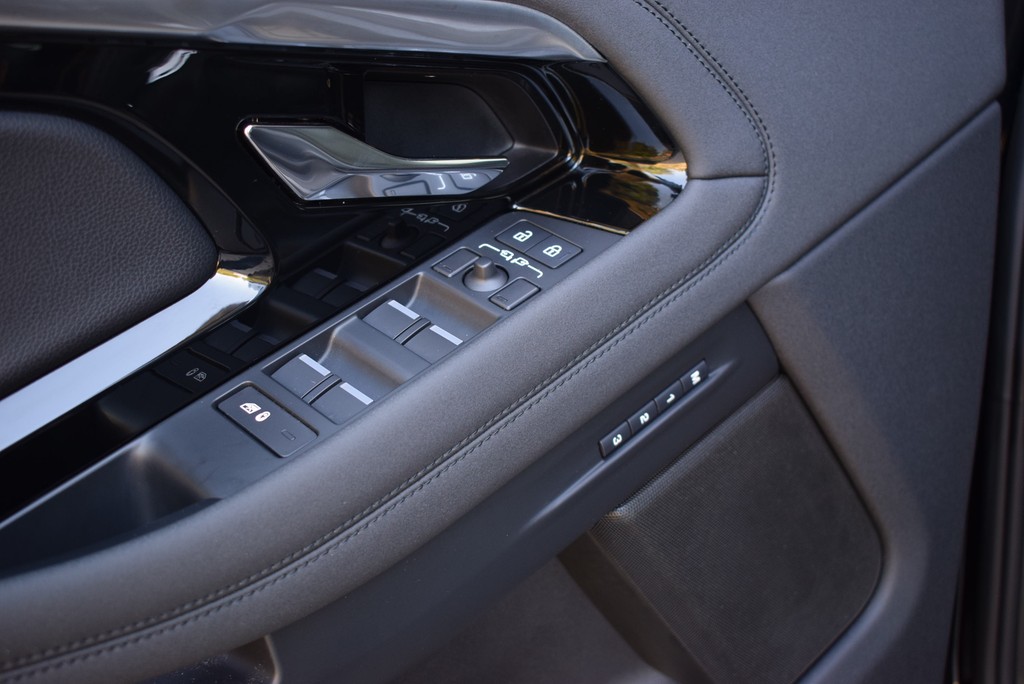 Land Rover - Range Rover Evoque D200 *R-DynamicSE*LED*Pano*_6