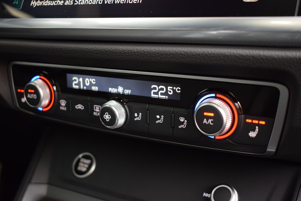 Audi - Q3 Sportback 40 TDI qu/S-tr. *S-line*Matrix*AHK*_15