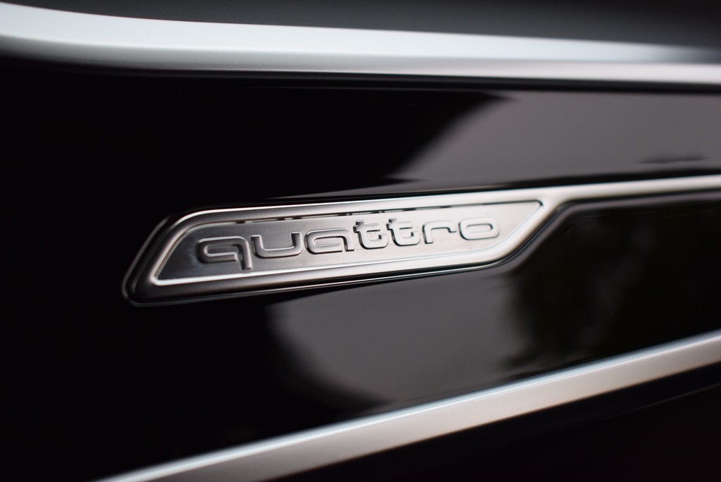 Audi - A6 Avant 50 TFSIe qu/S-tr. *Advanced*Matrix*AHK*_15