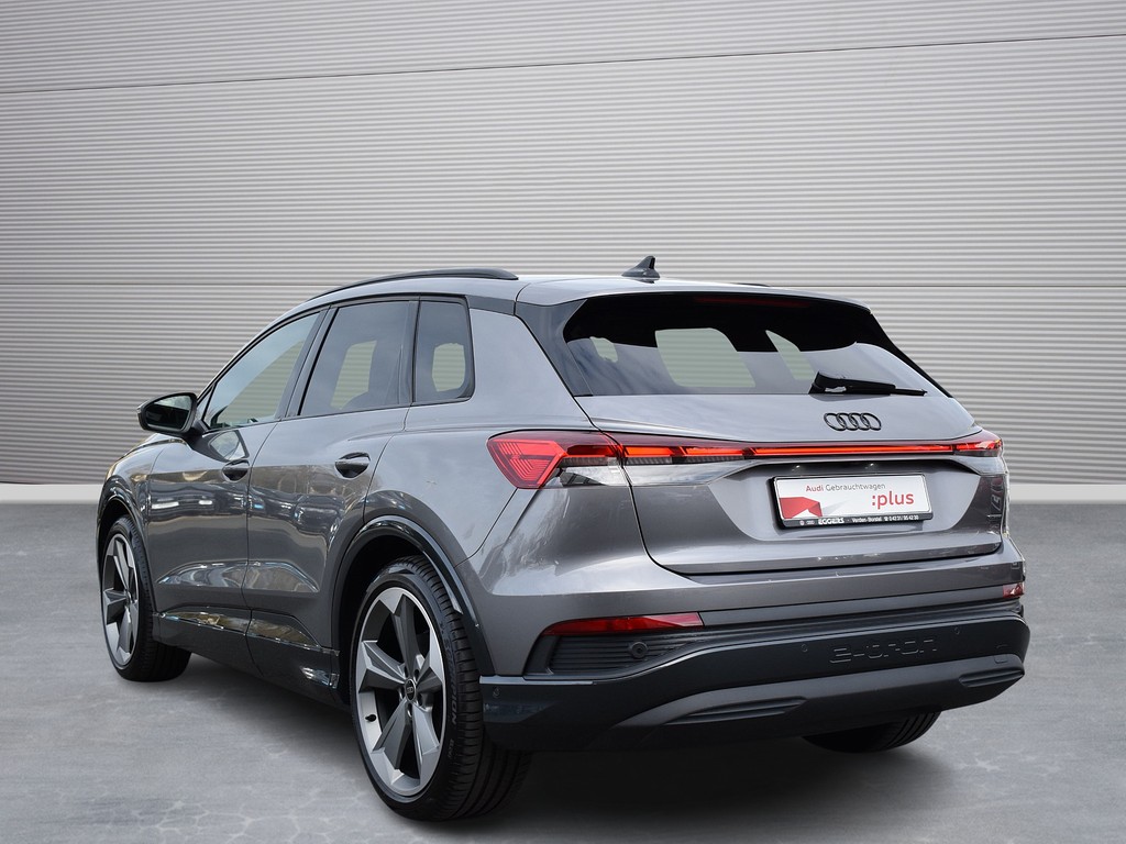 Audi - Q4 e-tron 55 quattro *Pano*AHK*Matrix*HuD*360°_11