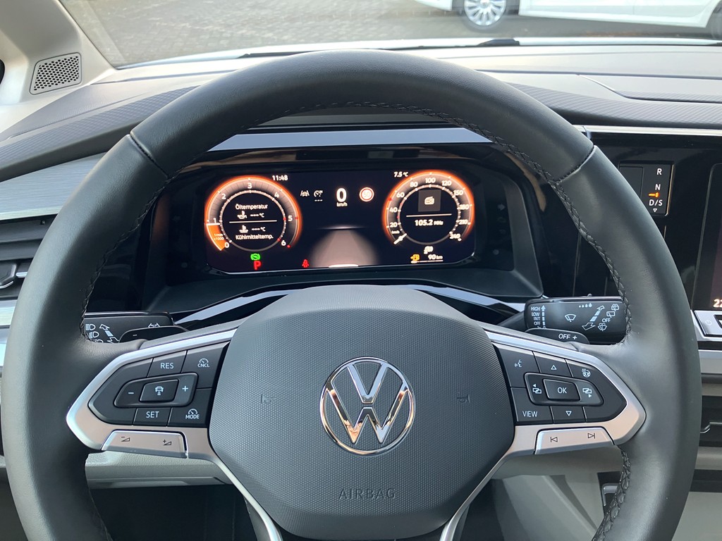 VW - T7 Multivan Edition 2.0 TDI DSG lang *Pano*AHK_9