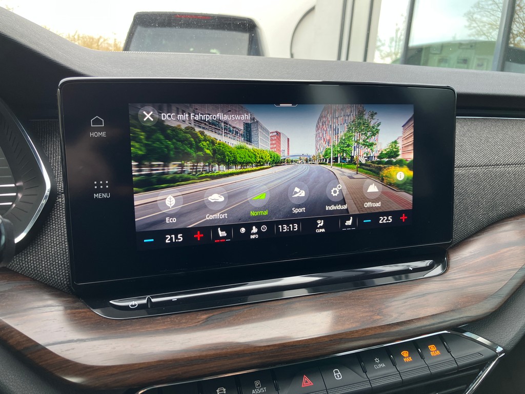 Skoda - Octavia Combi 2.0 TDI DSG 4x4 Scout *LED*HuD*AHK_14