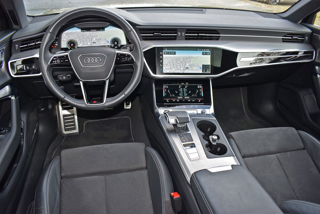 Audi - A6 Avant 55 TFSI e qu/S-tr. *S-line*Matrix*Pano*_12