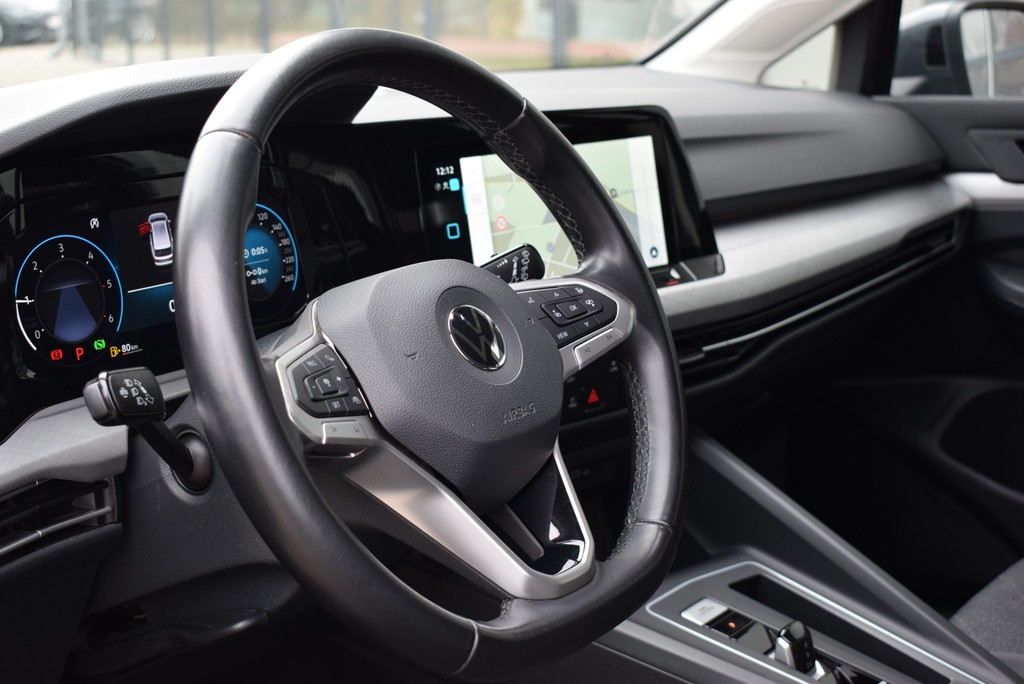 VW - Golf VIII Variant TDI 2.0 DSG *Life*LED*AHK*PDC*_7