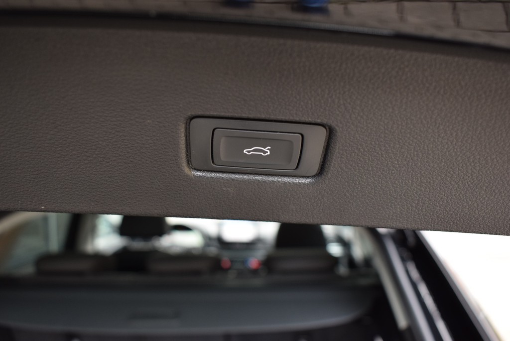 Audi - Q5 Sportback 40 TDI qu/S-tr. *S-line*LED*Pano*_9