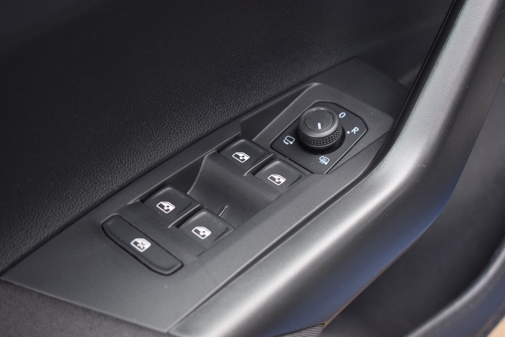 VW - Polo VI 1.0 MPI 5-Gang *LED*PDC*Sitzhzng*Klima*_11