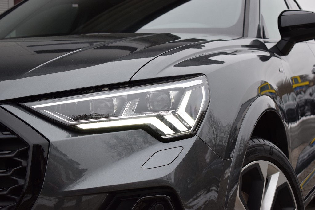 Audi - Q3 Sportback 40 TDI qu/S-tr. *S-line*Matrix*AHK*_13
