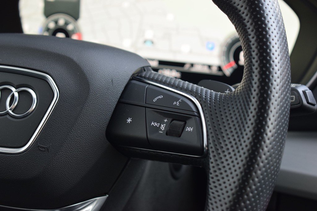 Audi - Q5 40 TDI qu/S-tr. *S-line*LED*RüKam*Navi*_4