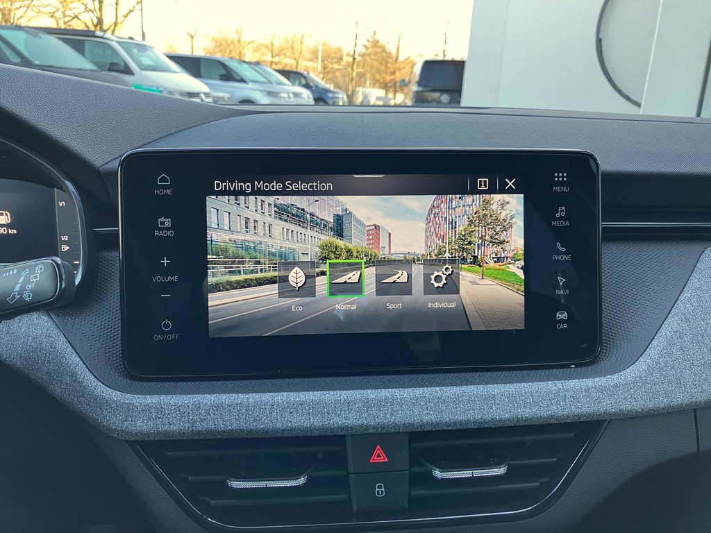 Skoda - Scala 1.0 TSI DSG Selection *Matrix*ACC*RüKam_13