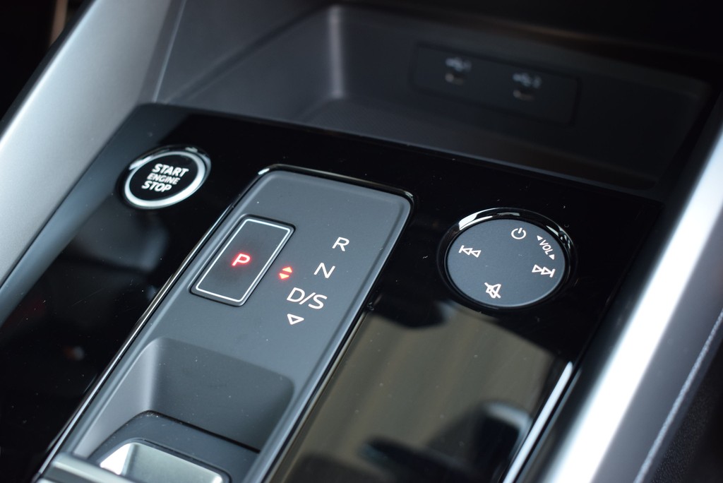 Audi - A3 Sportback 35 TFSI S-tr. *S-line*LED*AHK*Pano*_10