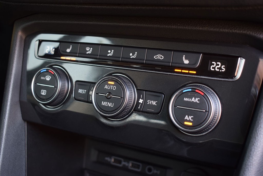 VW - Tiguan TDI 2.0 6-Gang *Highline*LED*Navi*VC*ACC*_2